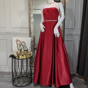 Red Strapless Formal Evening Prom Dress Gown